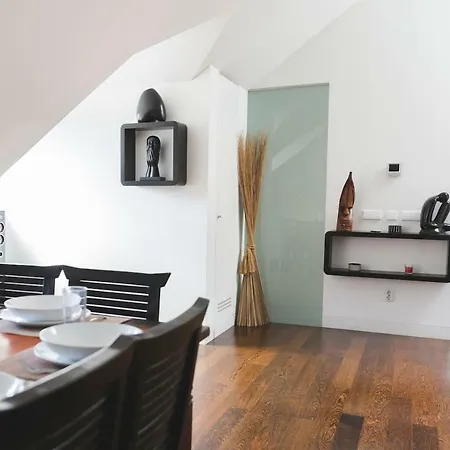 Apartment Aposentus - Downtown Modern Penthouse