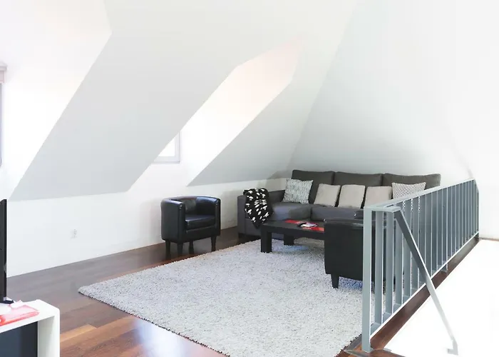 Aposentus - Downtown Modern Penthouse Appartement *